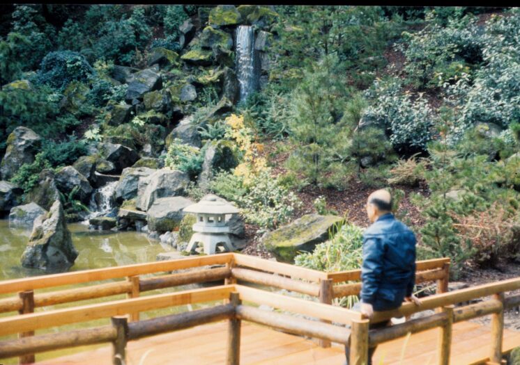 Portland Japanese Garden: Portland Japanese Garden là một điểm đến lý tưởng để thảnh thơi và thưởng ngoạn cảnh đẹp của núi non, ao hồ và hàng trăm loại cây cối. Khám phá hình ảnh Portland Japanese Garden để tìm hiểu thêm về một trong những khu vườn Nhật Bản đẹp nhất ở Bắc Mỹ.